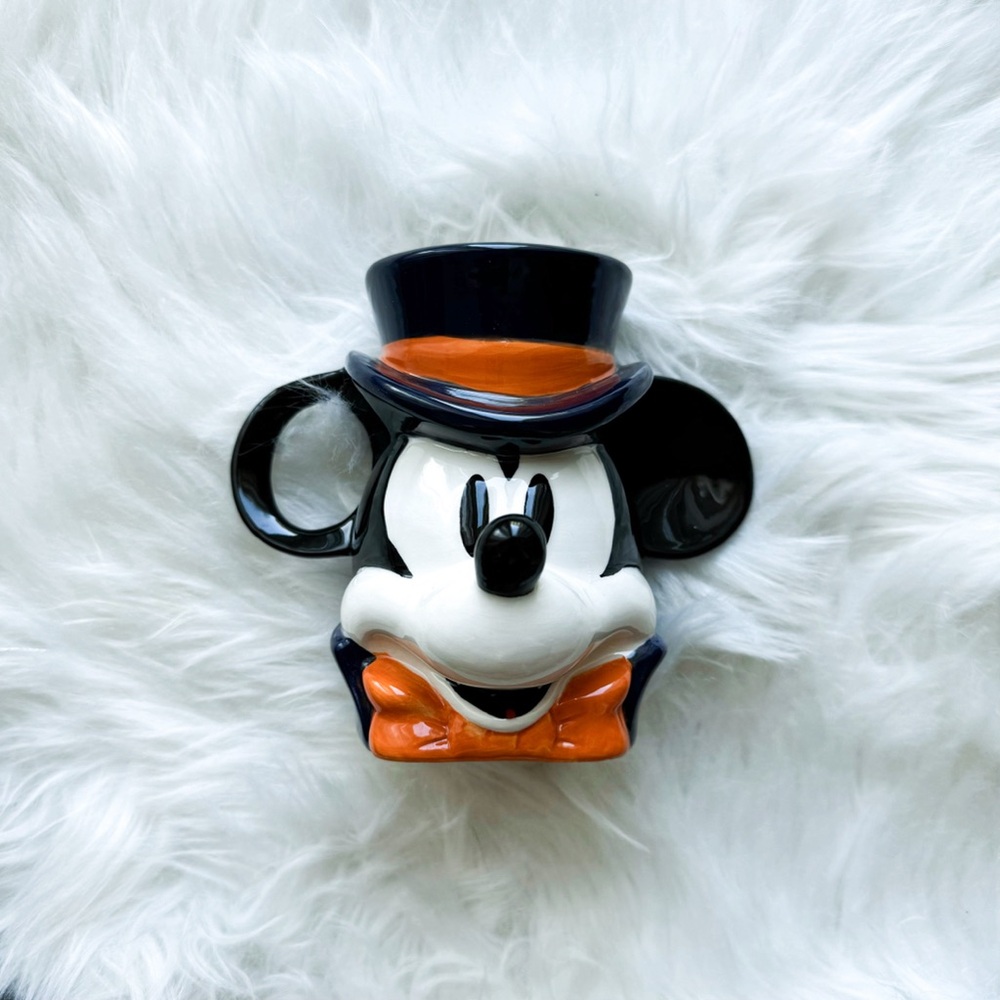 rare disney halloween vampire mickey mug